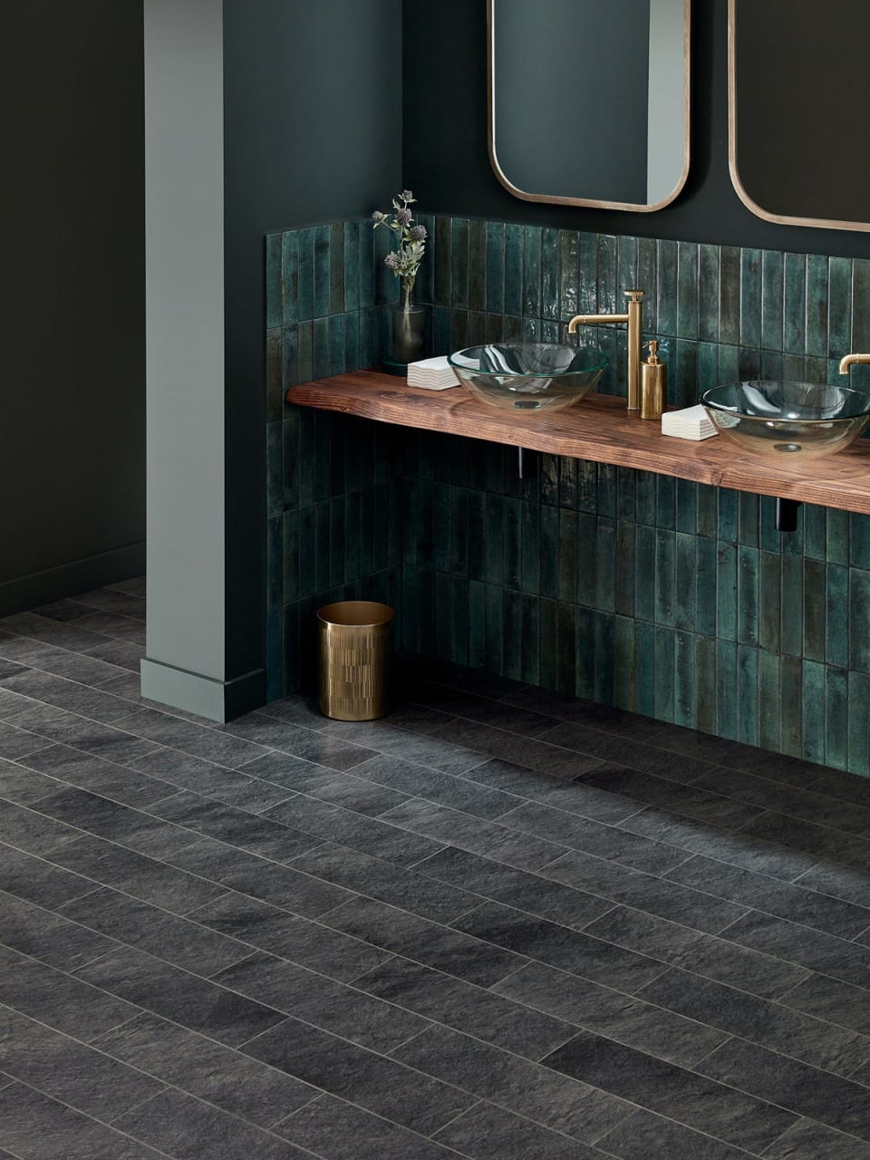 Kentmere Slate AR0SSL37 | Commercial LVT Flooring from the Amtico